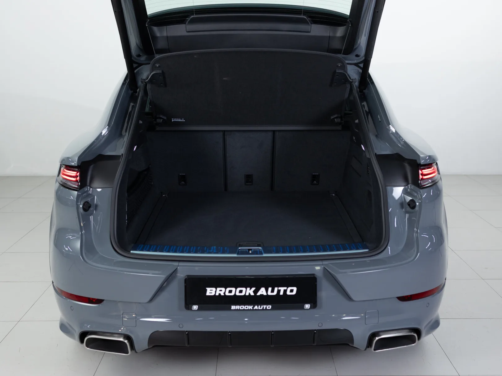 Porsche Cayenne Coupé III Рестайлинг, 2025 — экстерьер, фото 33