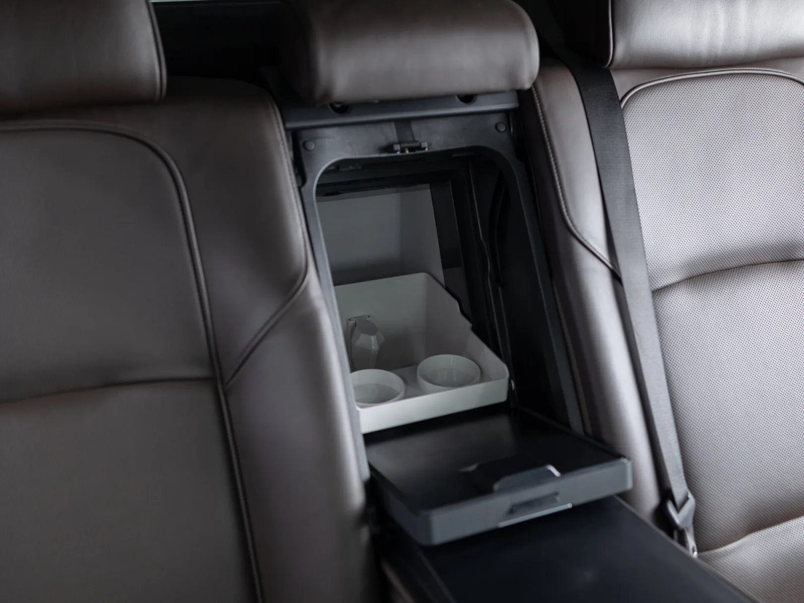 BMW 7 серии 760Li V (F01/F02/F04) Рестайлинг, 2012 — экстерьер, фото 26