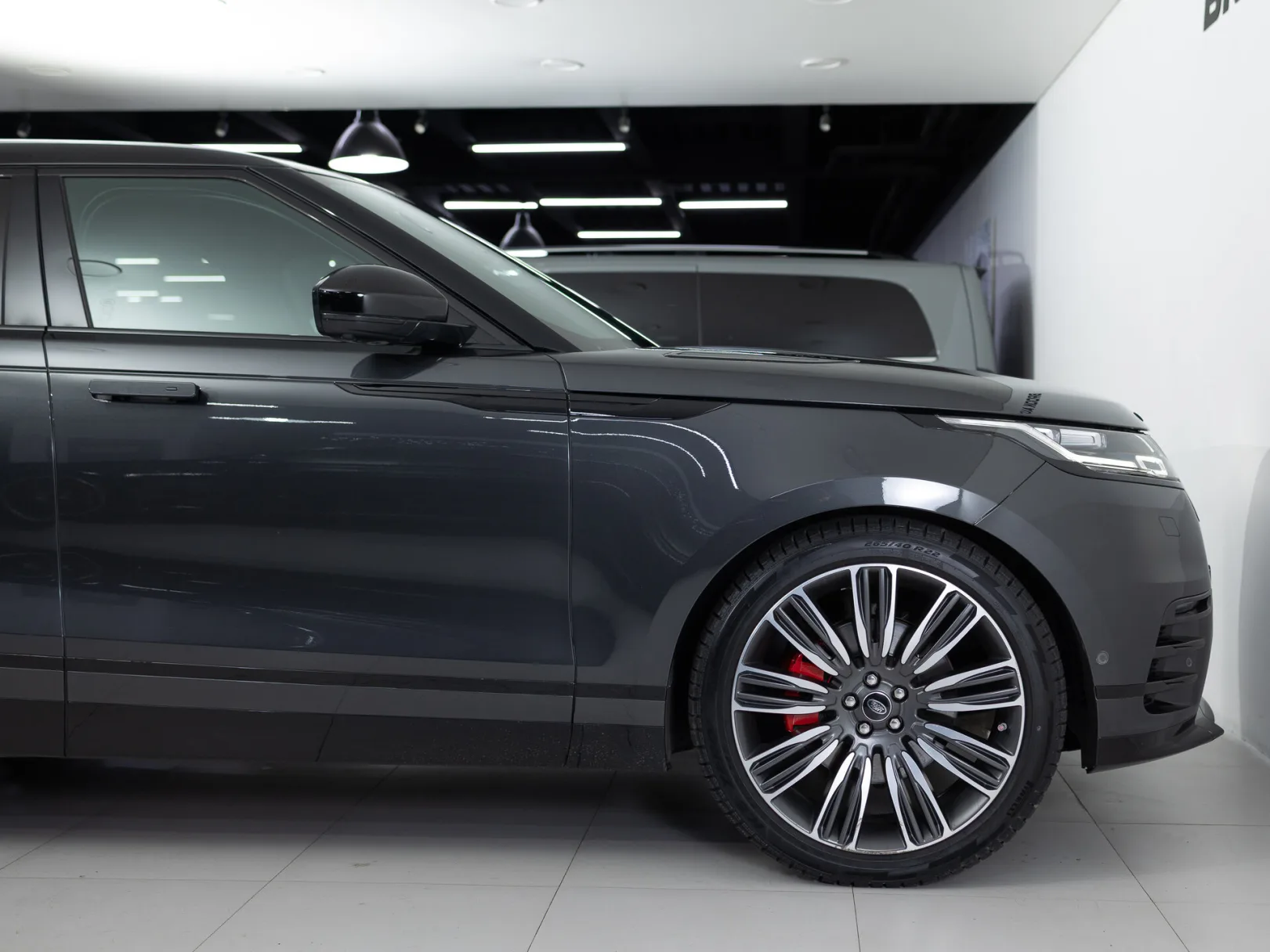 Land Rover Range Rover Velar R-Dynamic HSE I, 2018 — экстерьер, фото 40