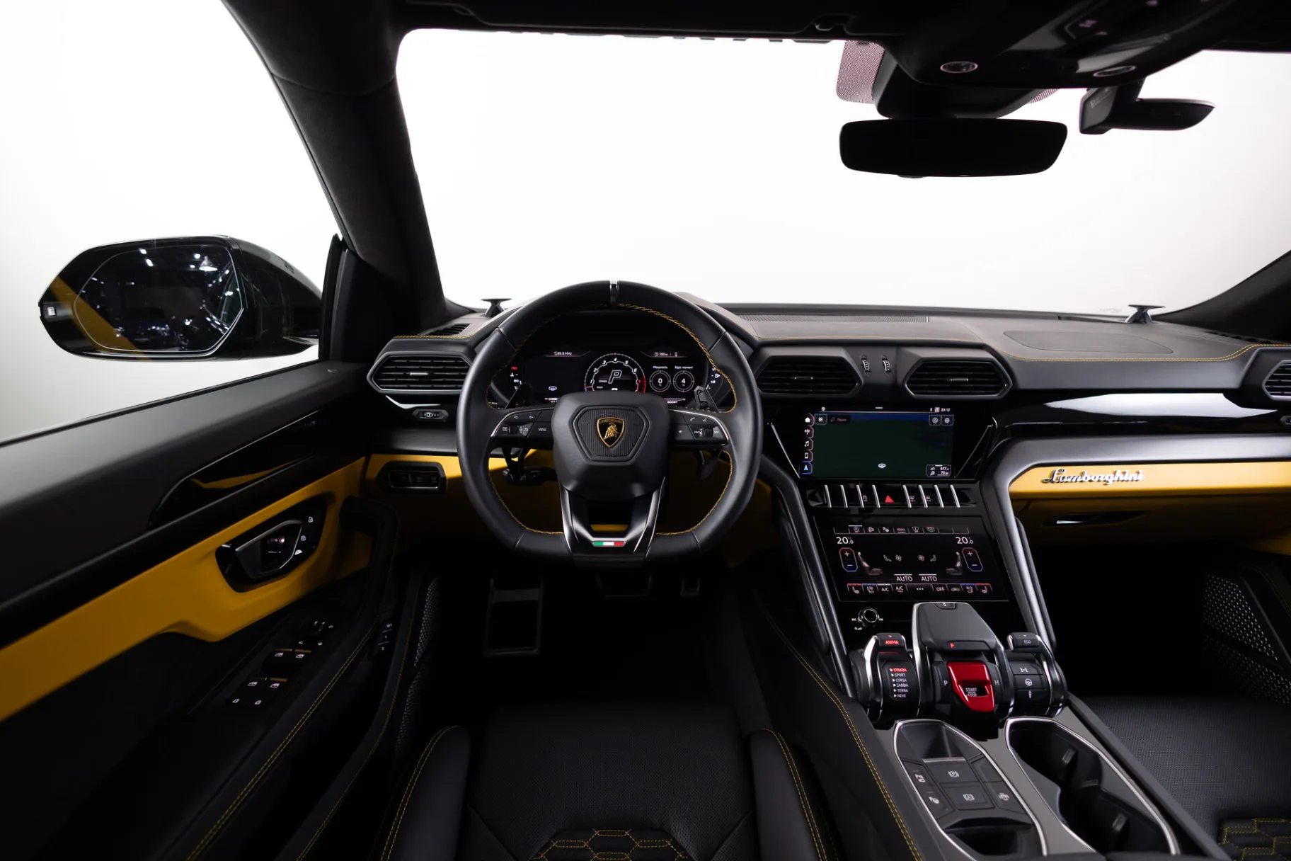 Lamborghini Urus Individual I, 2021 — экстерьер, фото 15