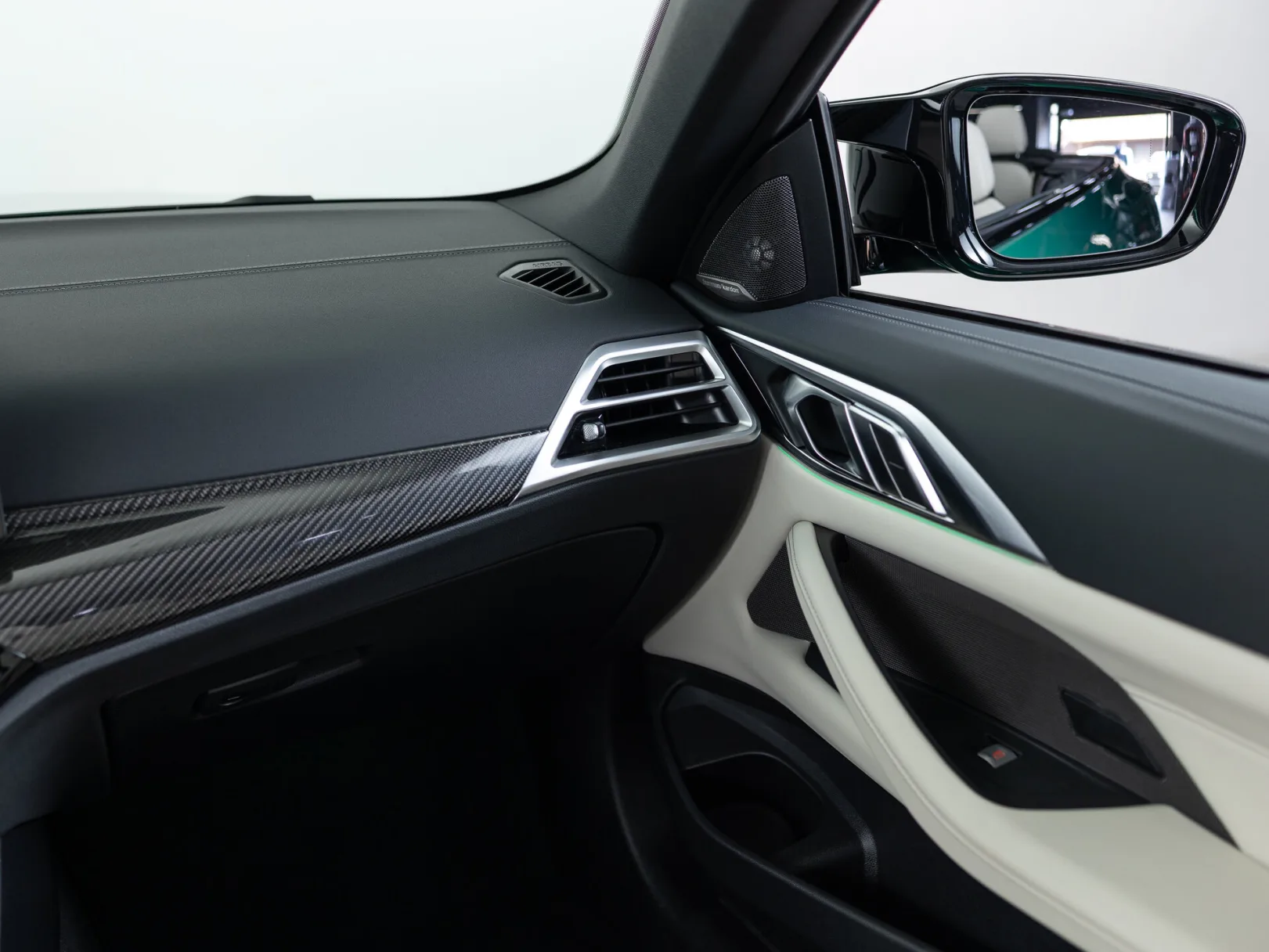 BMW M4 Competition xDrive G82/G83 Рестайлинг, 2025 — экстерьер, фото 25