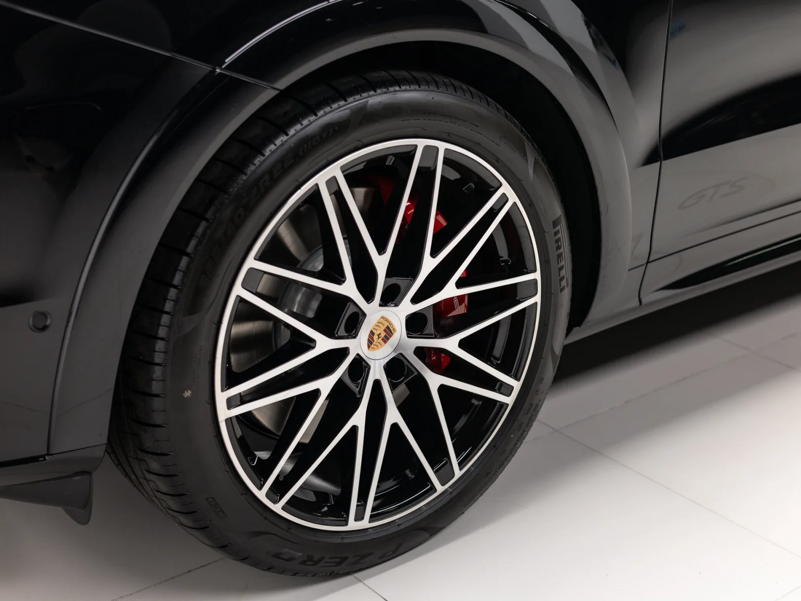 Porsche Cayenne GTS Coupé III Рестайлинг, 2026 — экстерьер, фото 36