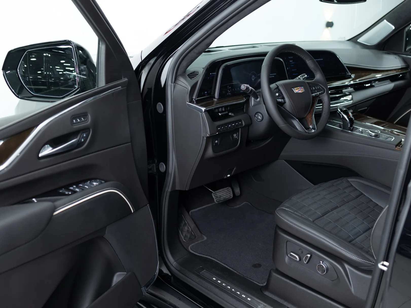 Cadillac Escalade Sport Platinum ESV V, 2024 — экстерьер, фото 7