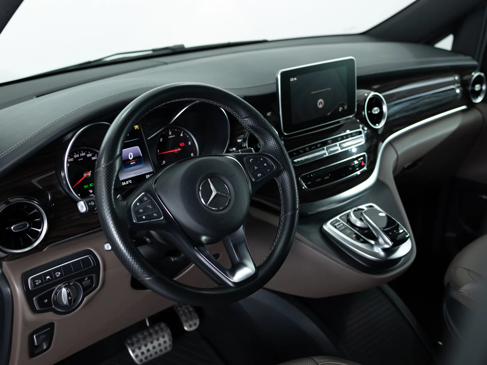 Mercedes-Benz V-Класс VIP III (W447) Рестайлинг, 2020 — экстерьер, фото 21