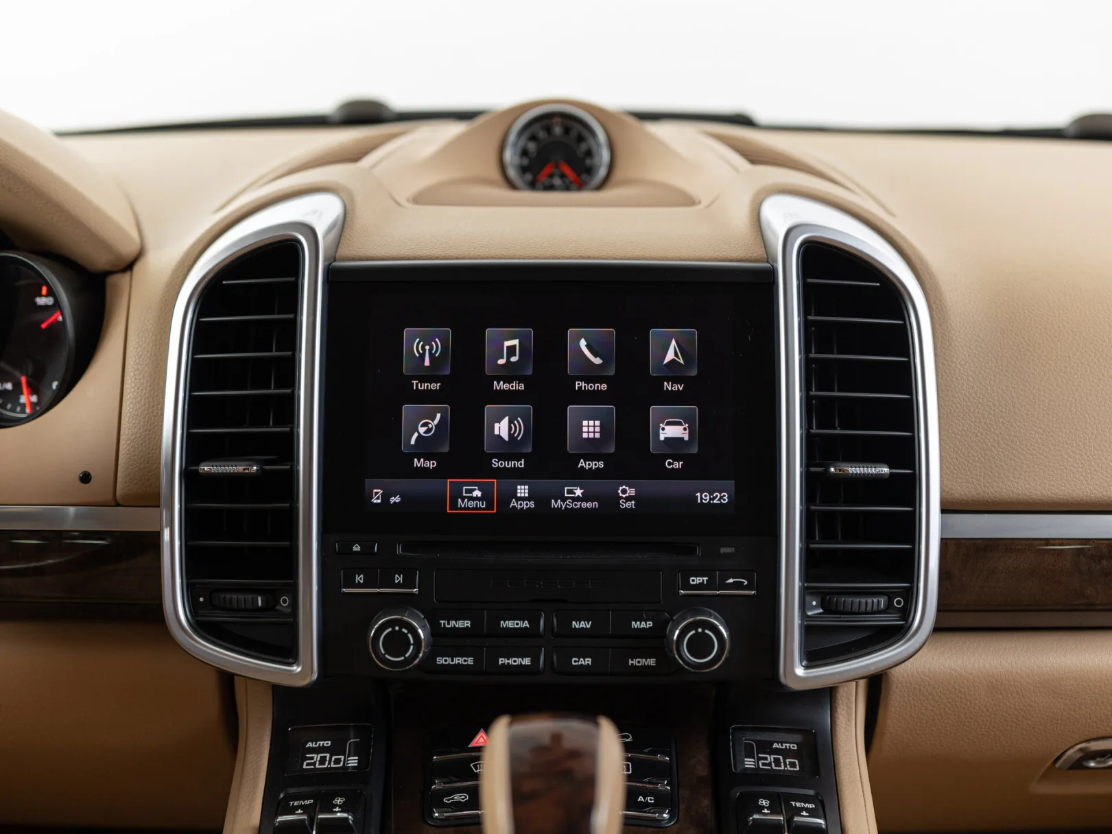Porsche Cayenne Diesel Platinum Edition II Рестайлинг (958), 2016 — экстерьер, фото 20