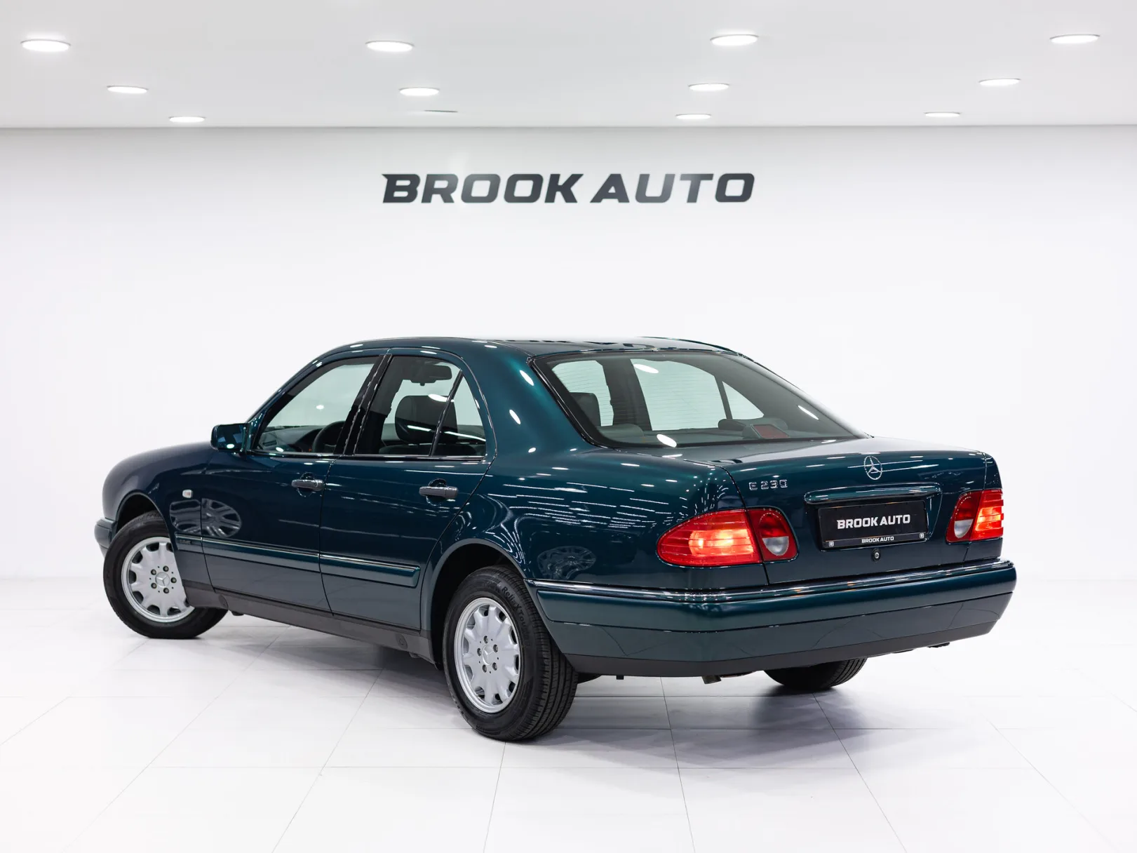 Mercedes-Benz E-Класс II (W210, S210), 1996 — экстерьер, фото 6