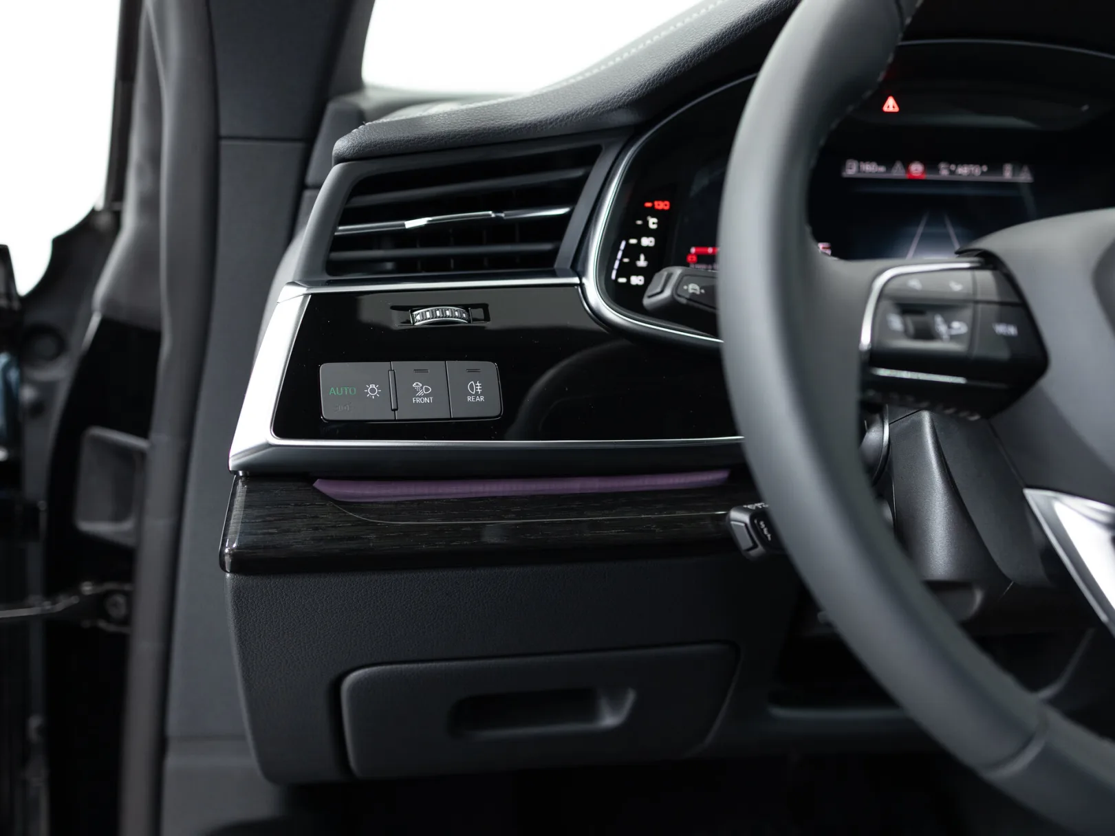Audi Q8 55 TFSI I (4M) Рестайлинг, 2024 — экстерьер, фото 14