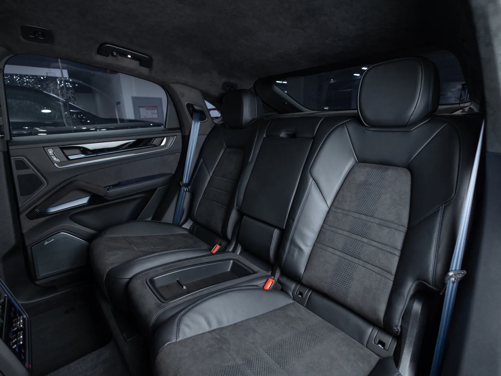 Porsche Cayenne Turbo GT III Рестайлинг, 2026 — экстерьер, фото 31