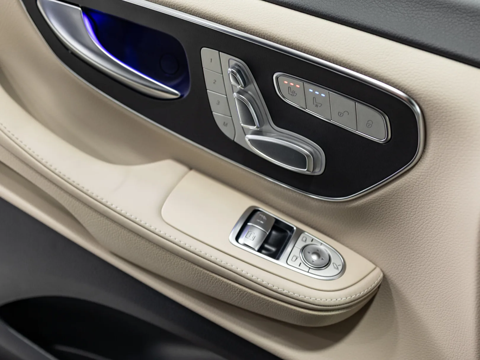 Mercedes-Benz V-Класс Exclusive III (W447) Рестайлинг 2, 2026 — экстерьер, фото 10
