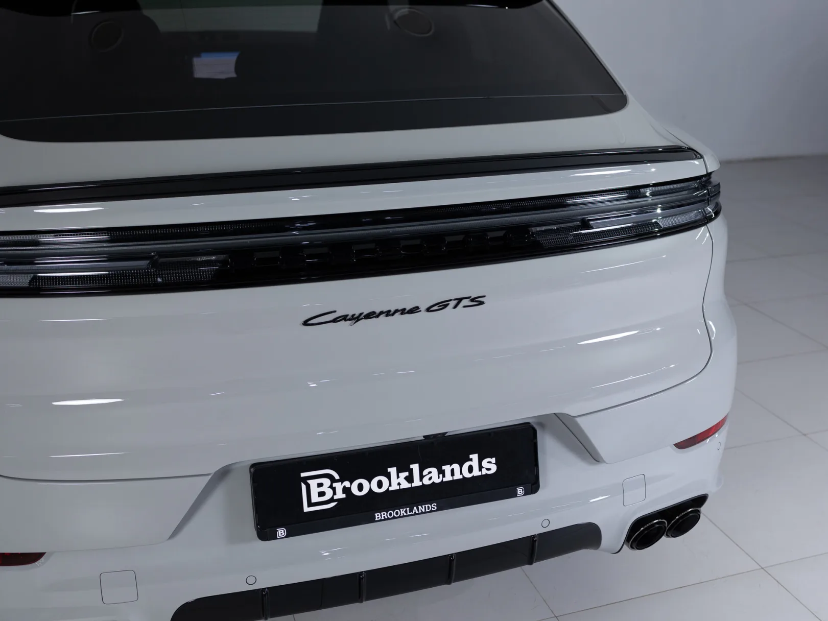 Porsche Cayenne GTS Coupé III Рестайлинг, 2024 — экстерьер, фото 30