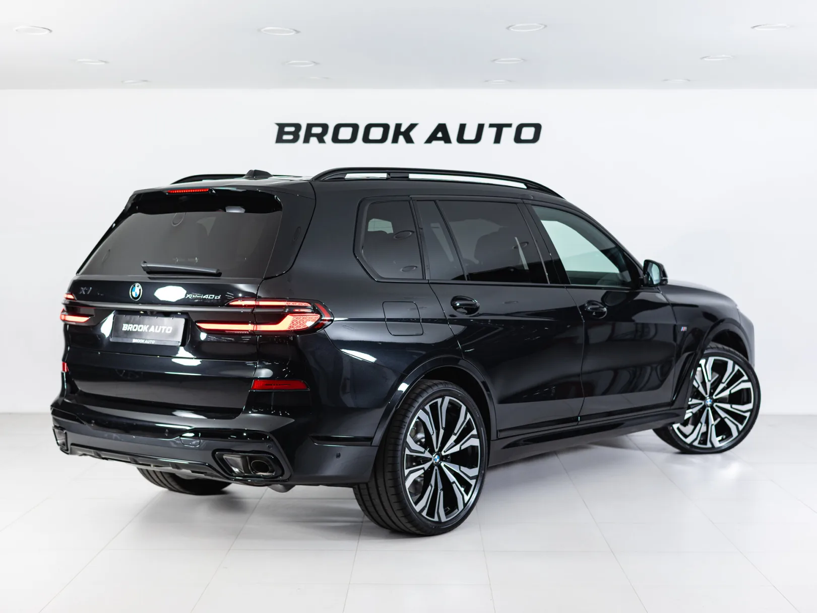 BMW X7 xDrive40d M Sport Pro I (G07) Рестайлинг, 2026 — экстерьер, фото 4