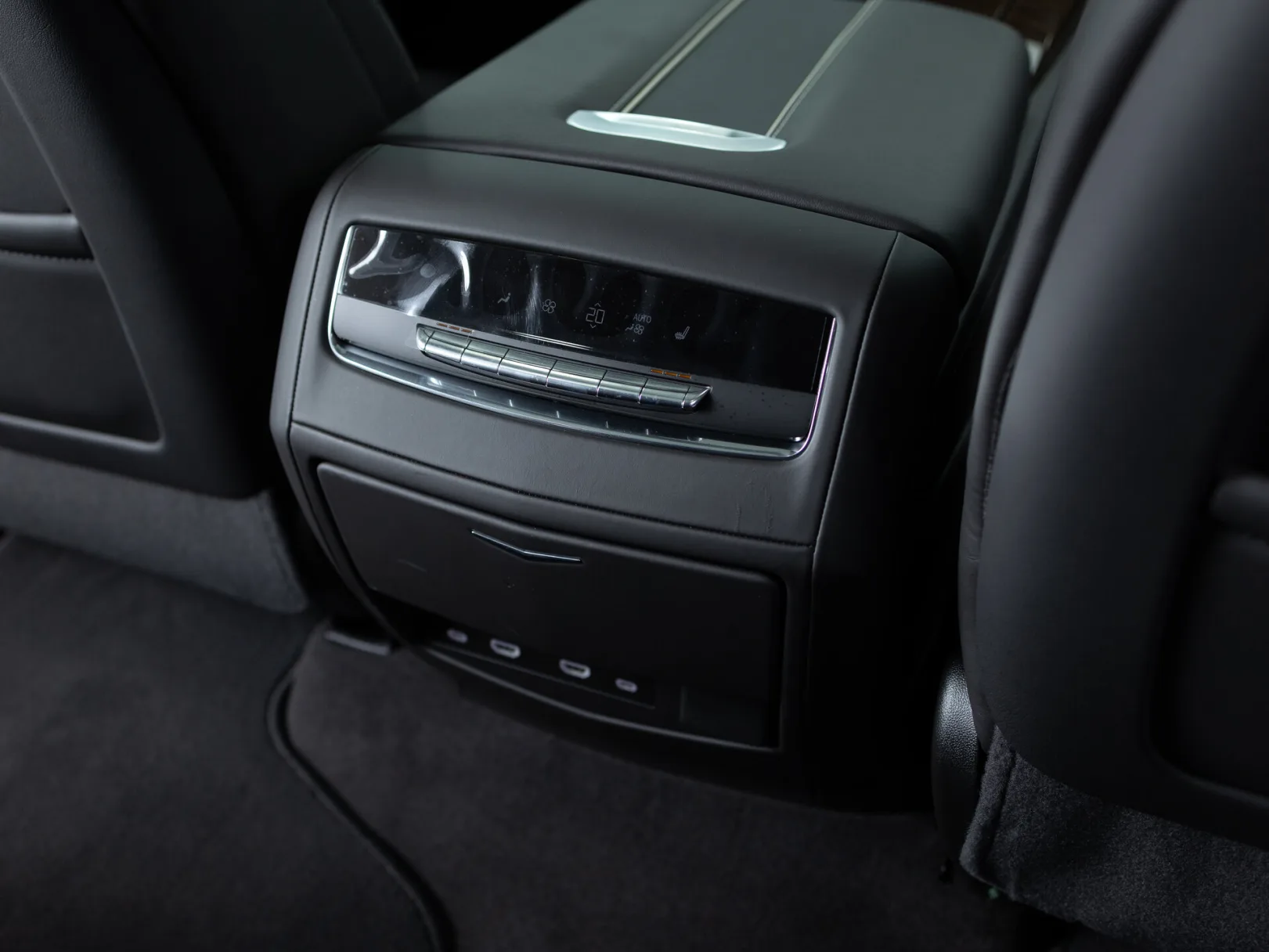 Cadillac Escalade Sport Platinum ESV V, 2024 — экстерьер, фото 28