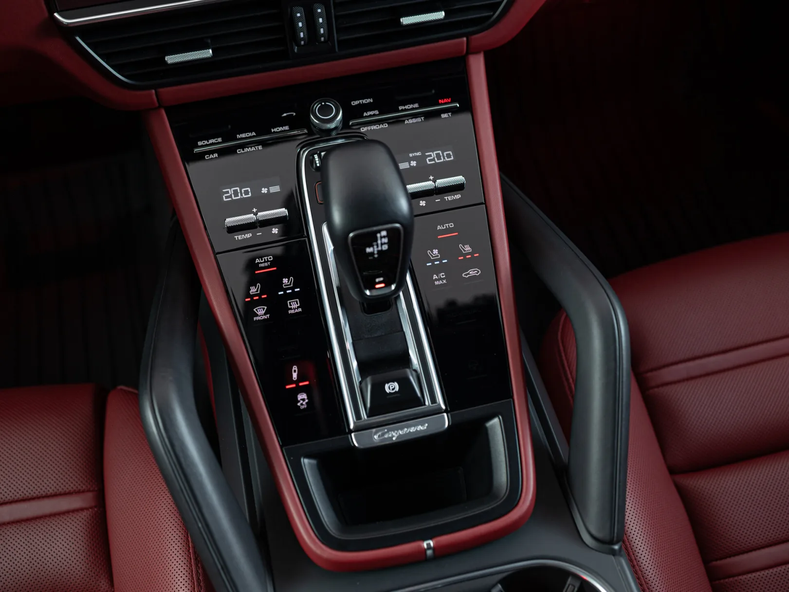Porsche Cayenne Coupé III, 2020 — экстерьер, фото 24
