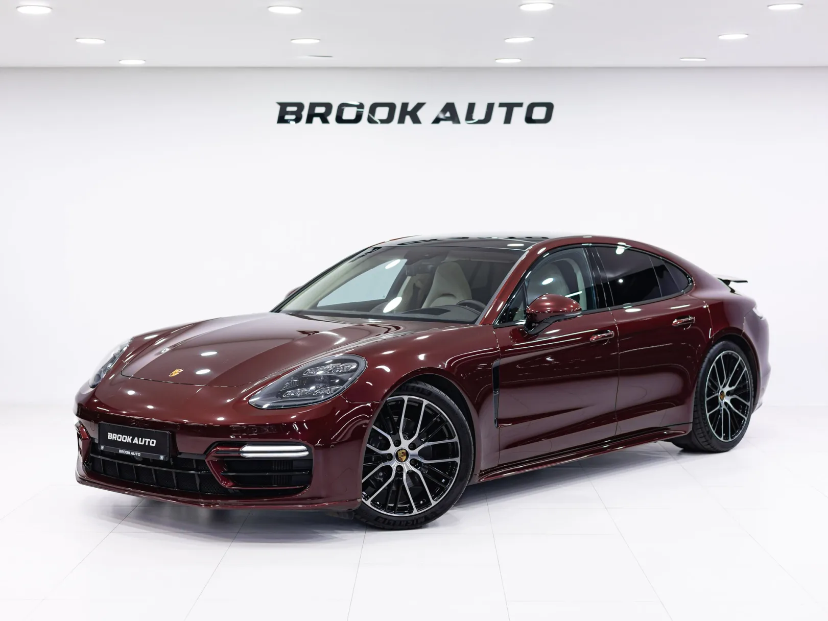 Porsche Panamera 4 II Рестайлинг, 2021 — экстерьер, фото 1