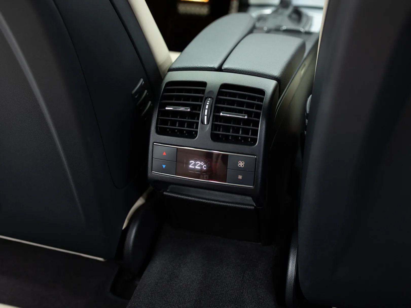 Mercedes-Benz C-Класс AMG III (W204), 2010 — экстерьер, фото 31