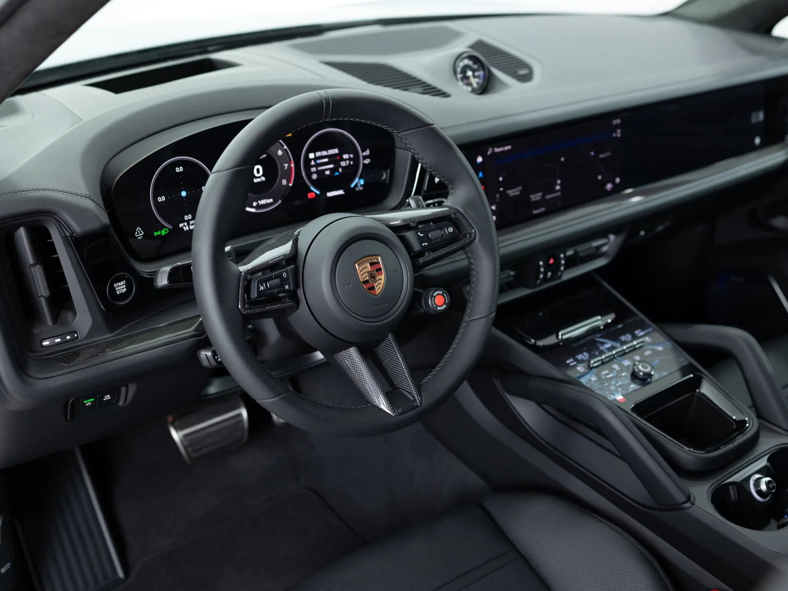 Porsche Cayenne Turbo GT III Рестайлинг, 2025 — экстерьер, фото 9
