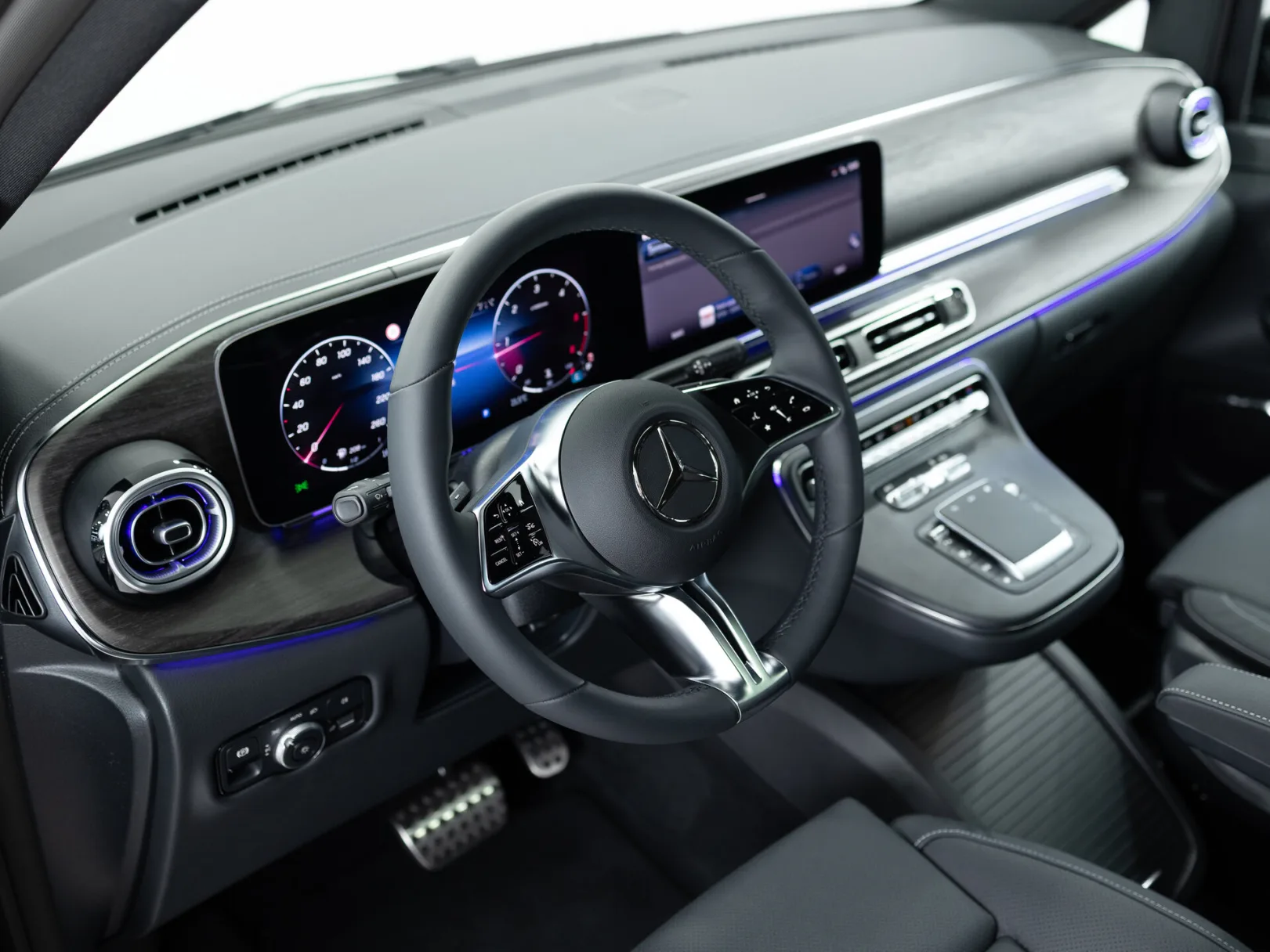 Mercedes-Benz V-Класс Avantgarde III (W447) Рестайлинг 2, 2024 — экстерьер, фото 11