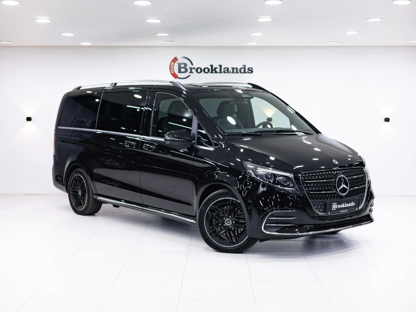 Mercedes-Benz V-Класс Exclusive III (W447) Рестайлинг 2, 2024 — экстерьер, фото 3