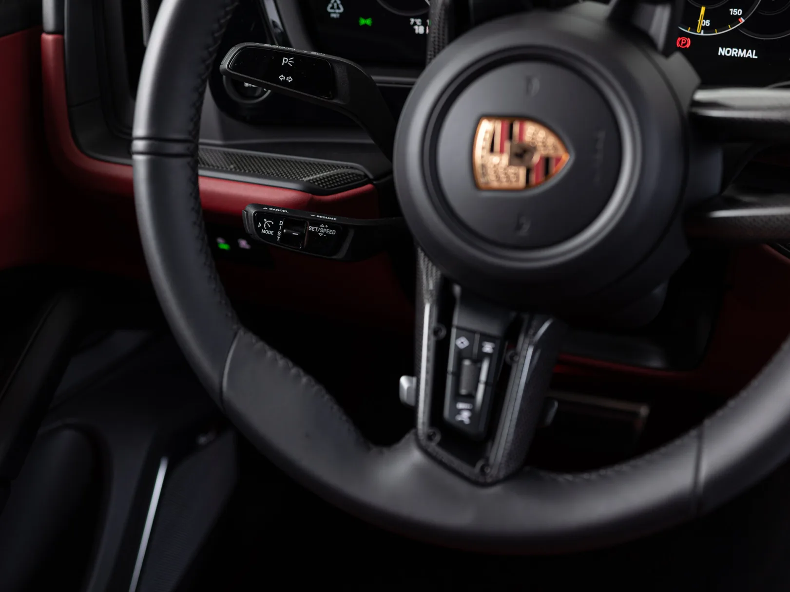 Porsche Cayenne Turbo GT III Рестайлинг, 2025 — экстерьер, фото 16