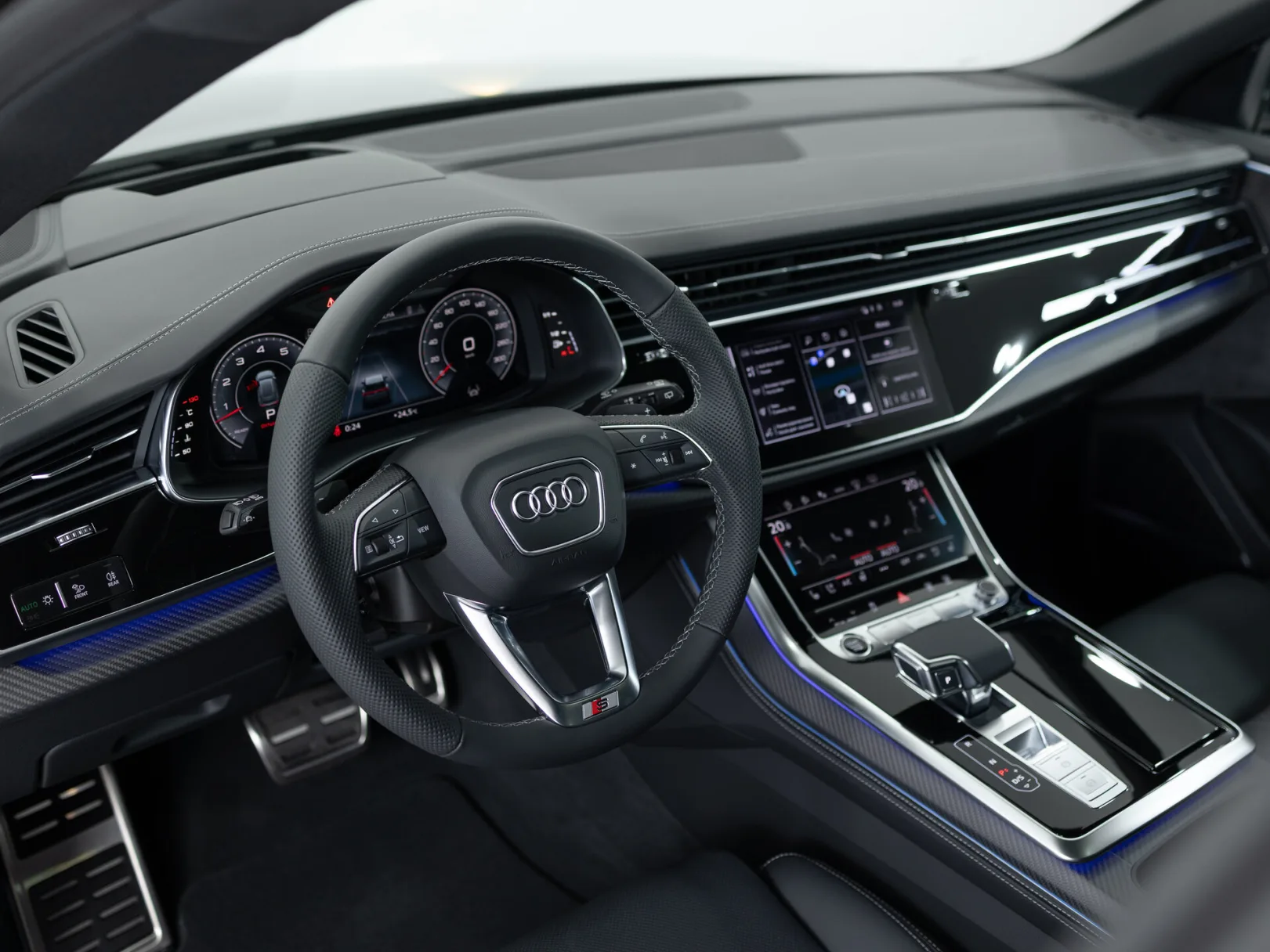 Audi Q8 55 TFSI I (4M) Рестайлинг, 2024 — экстерьер, фото 9