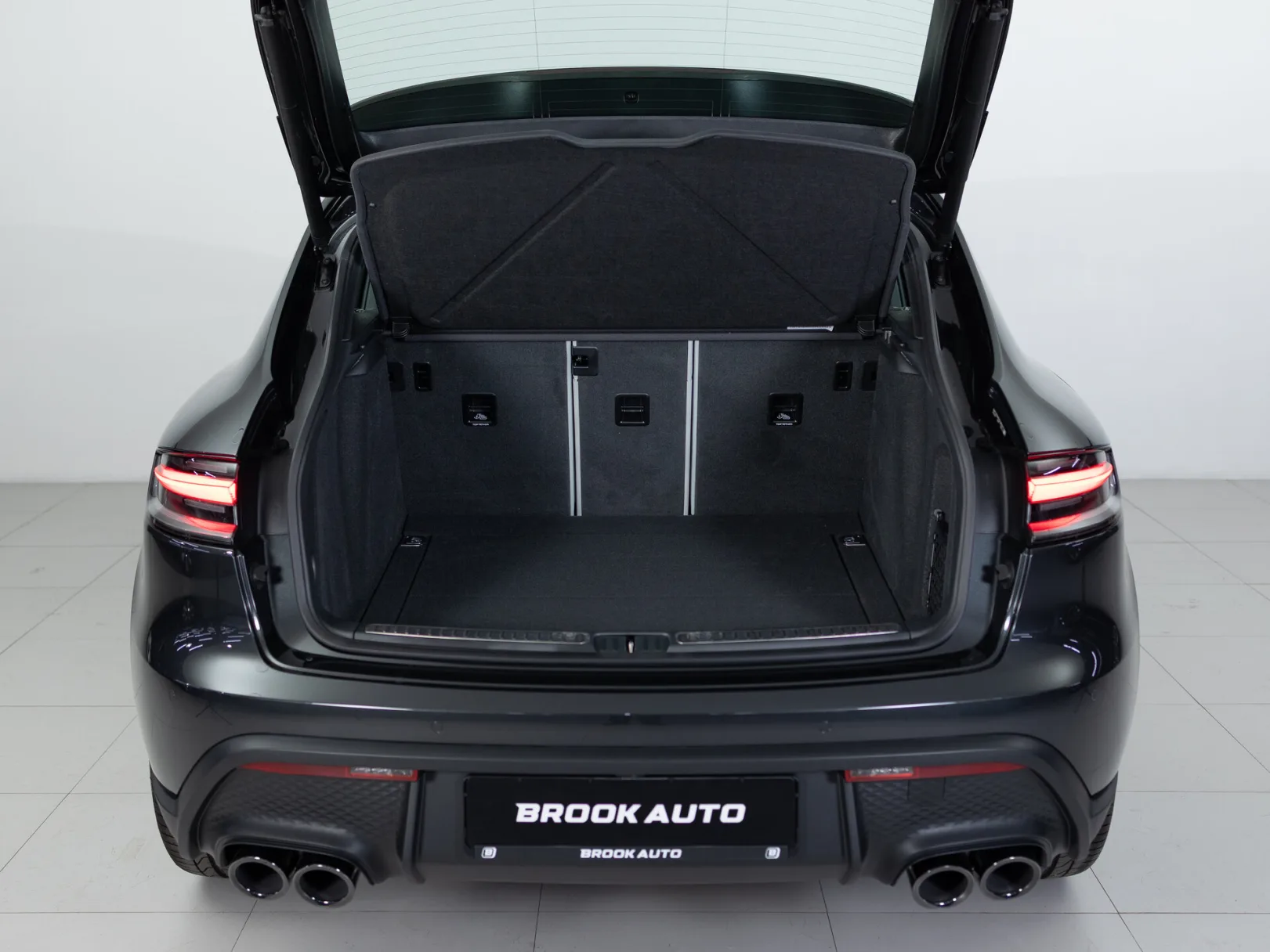 Porsche Macan T I Рестайлинг 2, 2025 — экстерьер, фото 33