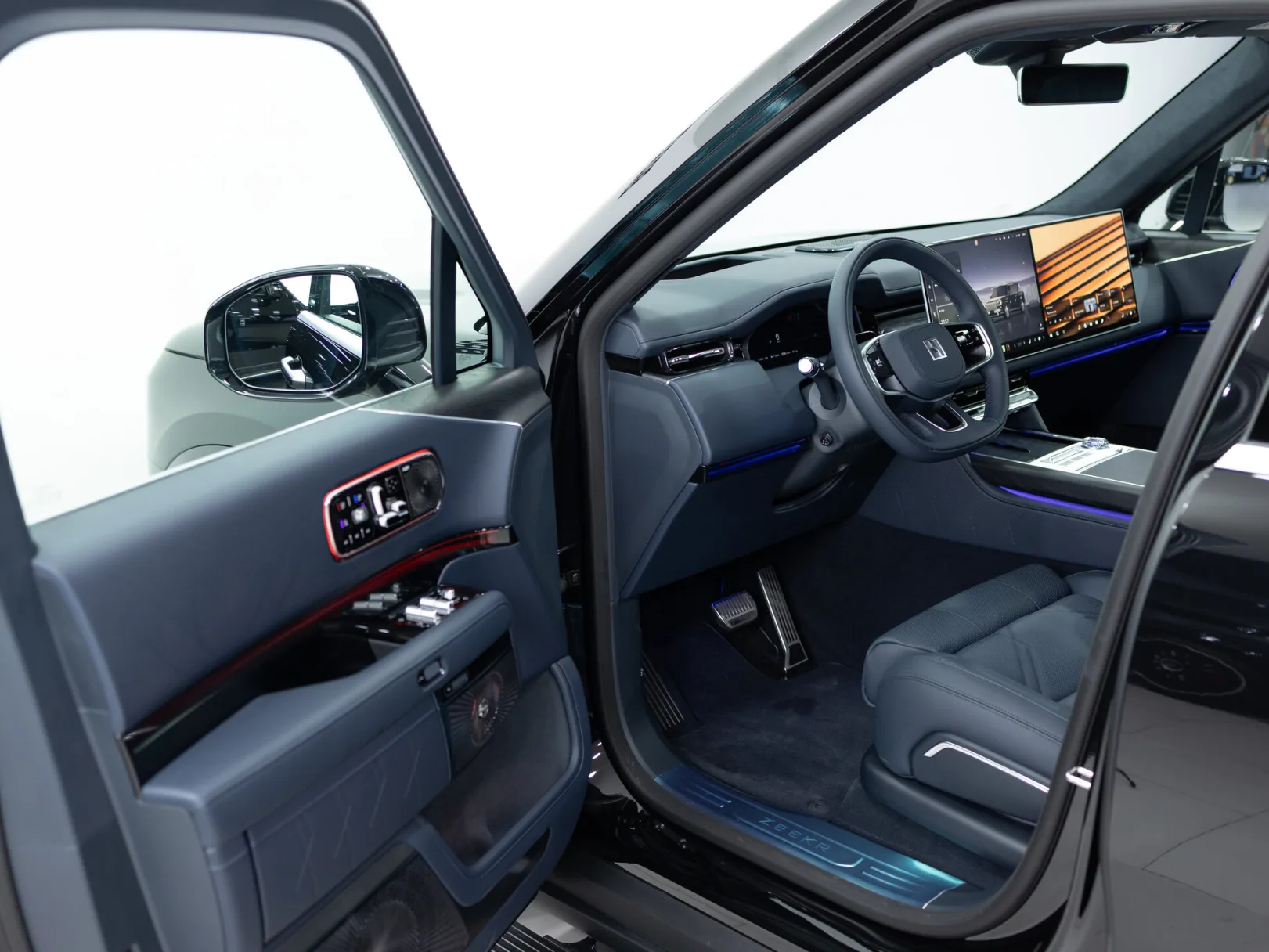 Zeekr 9X Max (6 seats) I, 2025 — экстерьер, фото 7