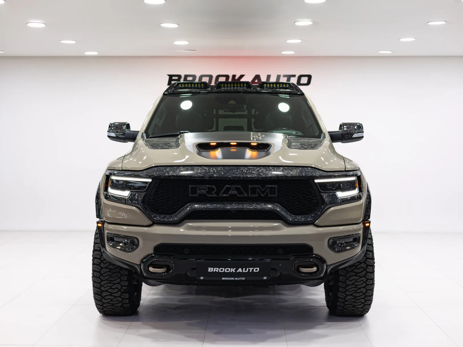 Ram 1500 TRX V, 2022 — экстерьер, фото 2