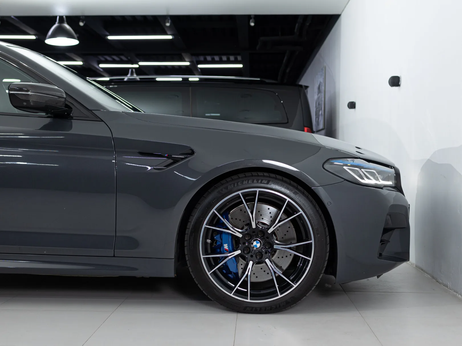 BMW M5 VI (F90) Рестайлинг, 2021 — экстерьер, фото 30