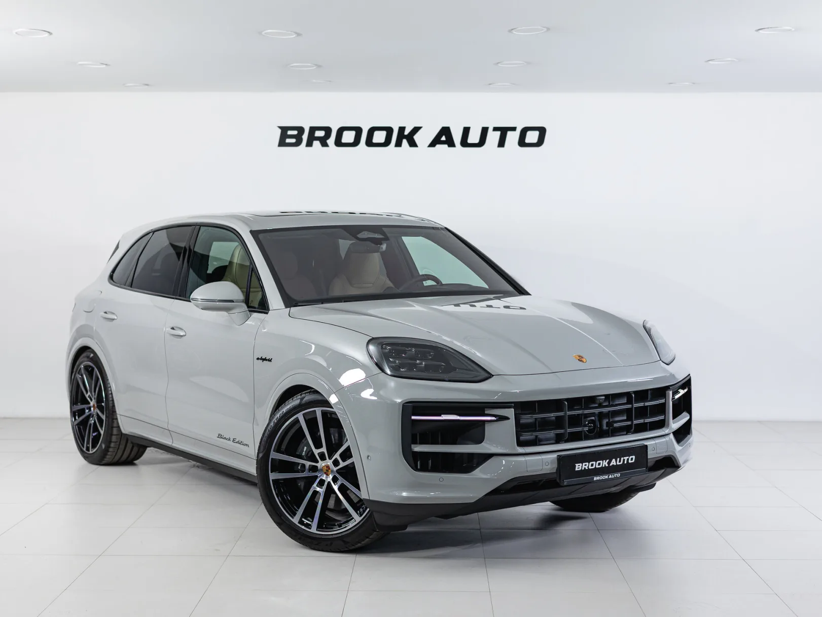 Porsche Cayenne E-Hybrid III Рестайлинг, 2026 — экстерьер, фото 3