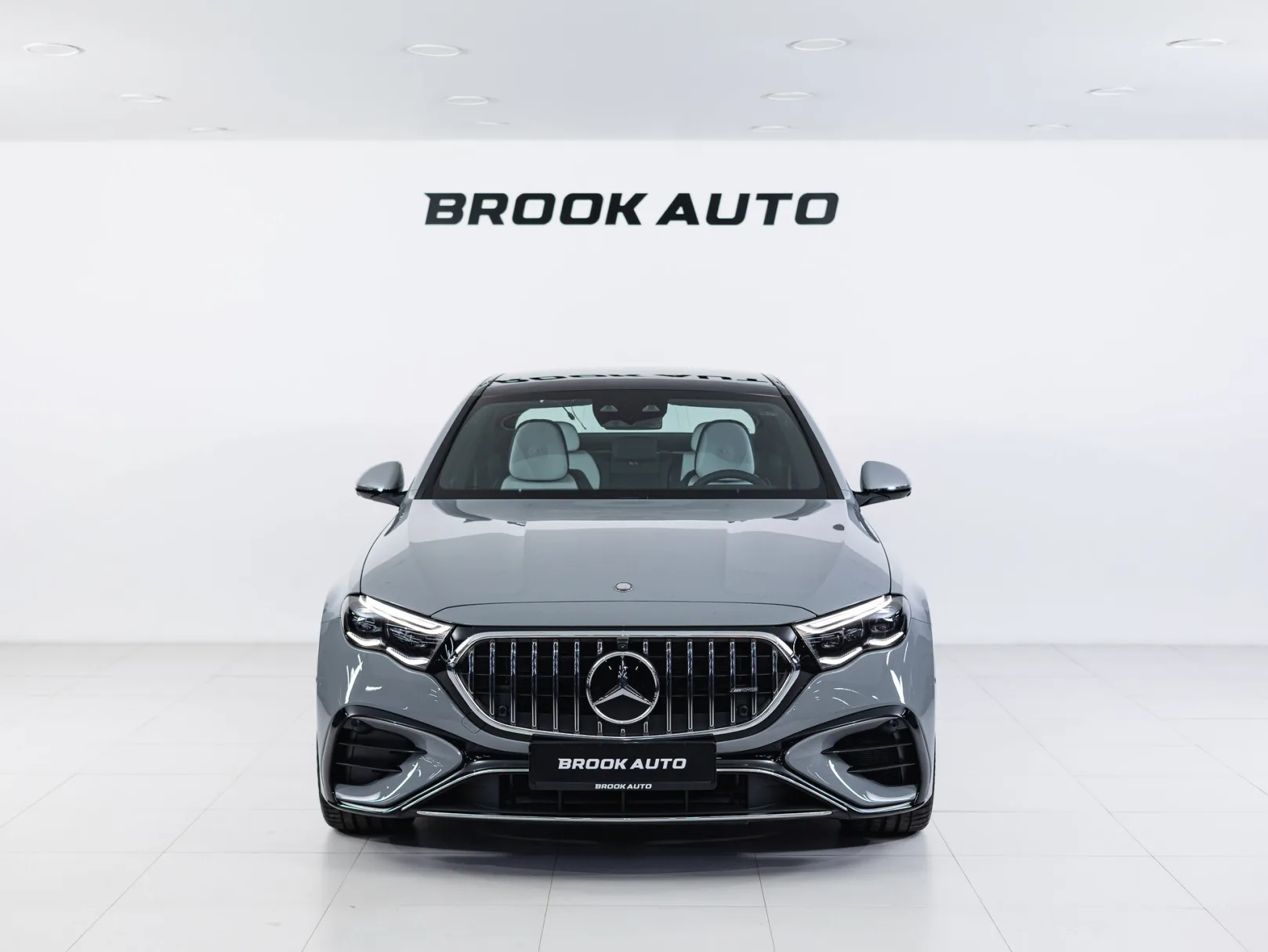 Mercedes-Benz E-Класс AMG E 53 4MATIC+ VI (W214), 2025 — экстерьер, фото 2