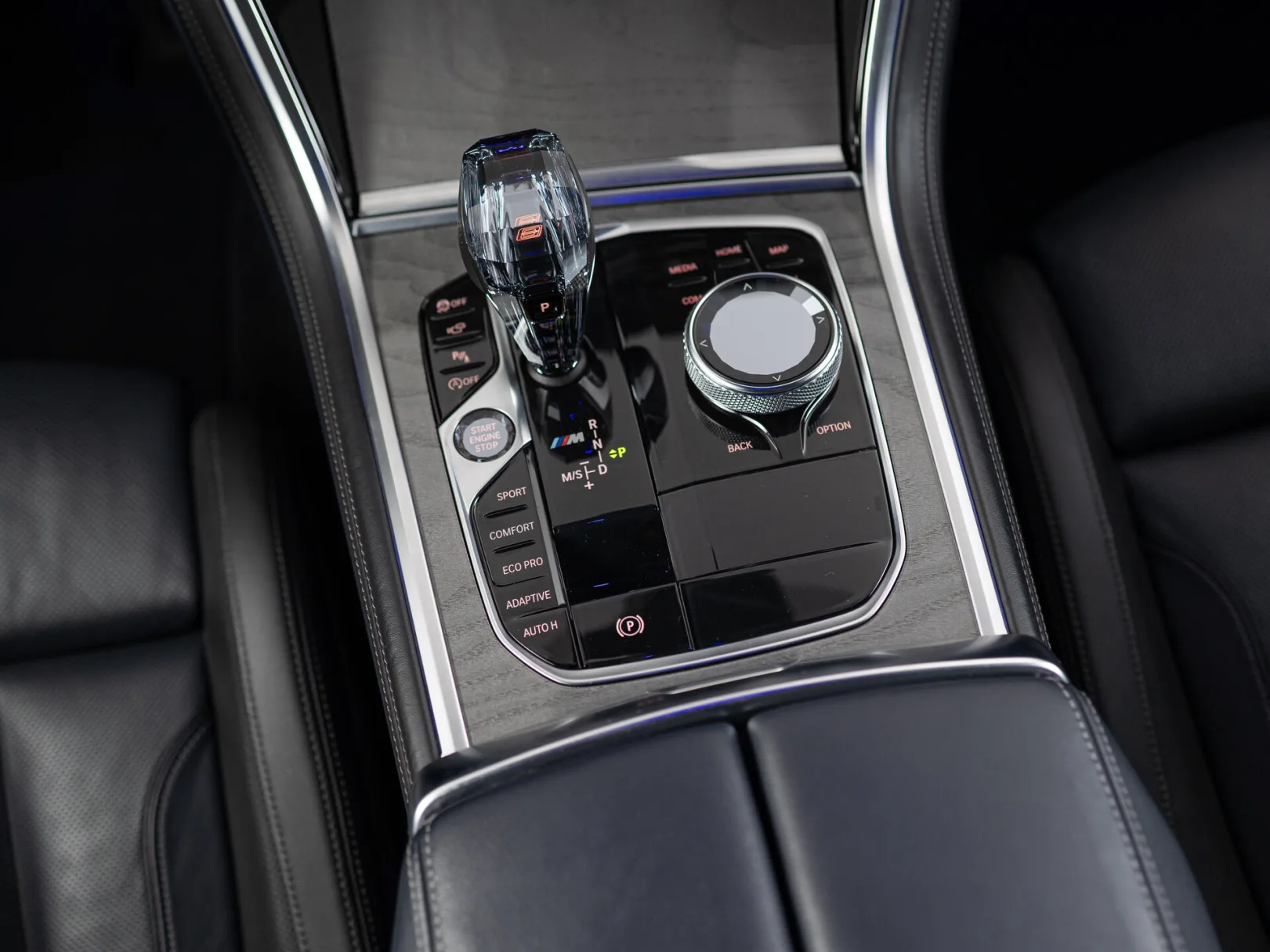 BMW 8 серии II (G14/G15/G16), 2019 — экстерьер, фото 17