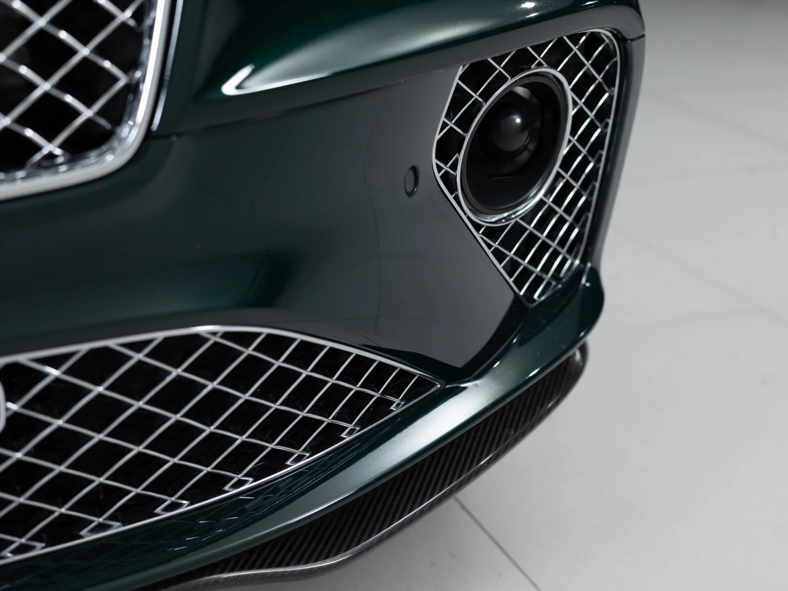 Bentley Continental GT III, 2021 — экстерьер, фото 35