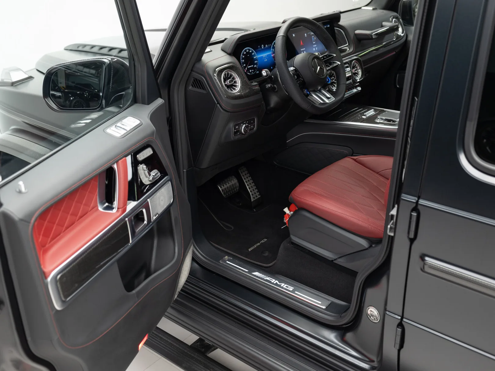 Mercedes-Benz G-Класс AMG G 63 II (W465) Рестайлинг, 2025 — экстерьер, фото 7