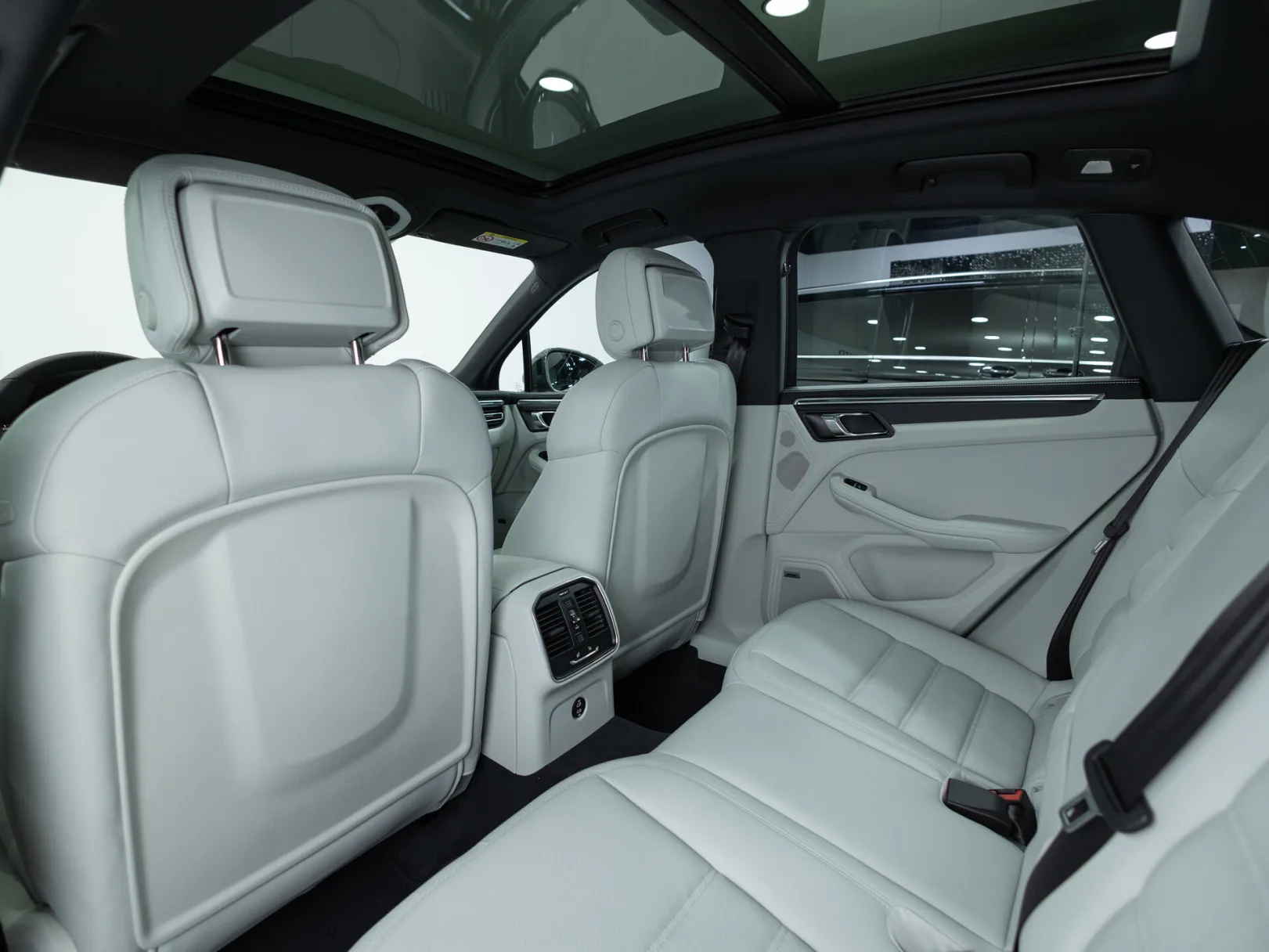 Porsche Macan T I Рестайлинг 2, 2025 — экстерьер, фото 25