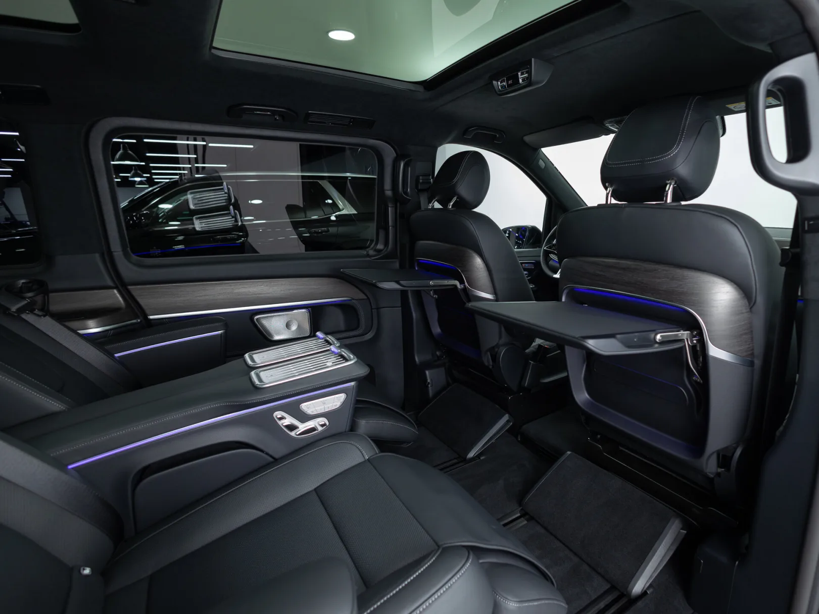 Mercedes-Benz V-Класс Avantgarde III (W447) Рестайлинг 2, 2025 — экстерьер, фото 36