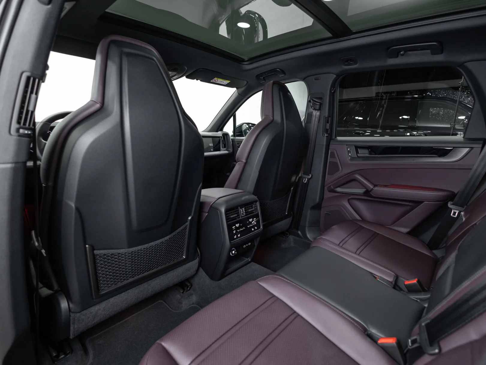 Porsche Cayenne Базовая III Рестайлинг, 2026 — экстерьер, фото 28
