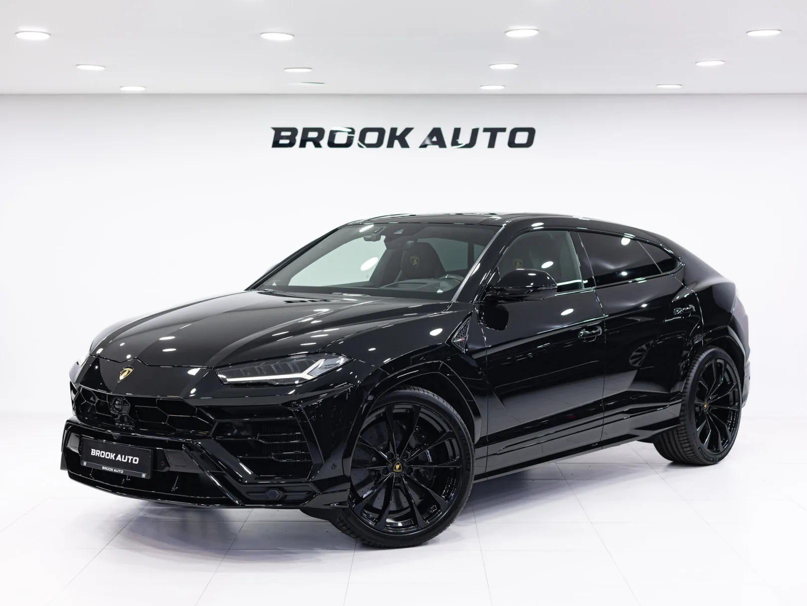 Lamborghini Urus Individual I, 2021 — экстерьер, фото 1