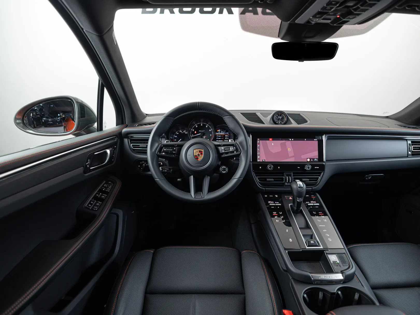 Porsche Macan T I Рестайлинг 2, 2025 — экстерьер, фото 13