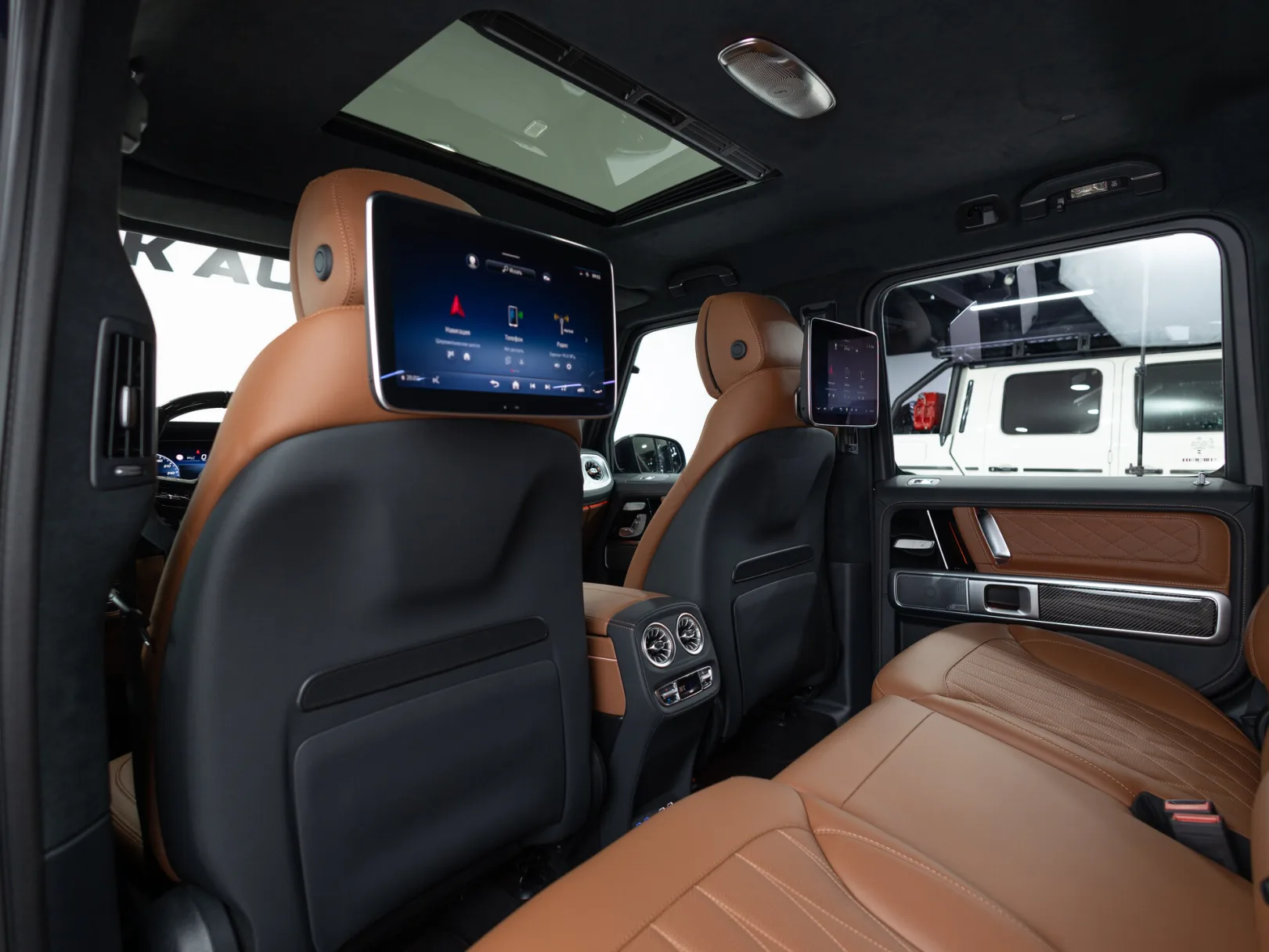 Mercedes-Benz G-Класс AMG G 63 II (W465) Рестайлинг, 2025 — экстерьер, фото 30
