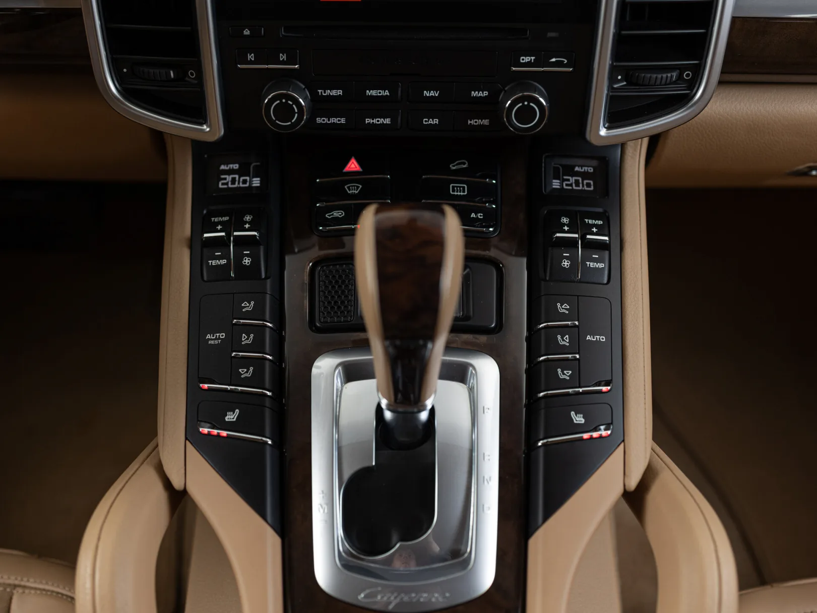 Porsche Cayenne Diesel Platinum Edition II Рестайлинг (958), 2016 — экстерьер, фото 17