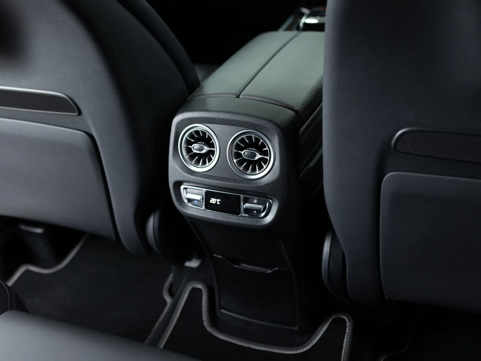 Mercedes-Benz G-Класс AMG G 63 II (W463), 2020 — экстерьер, фото 31