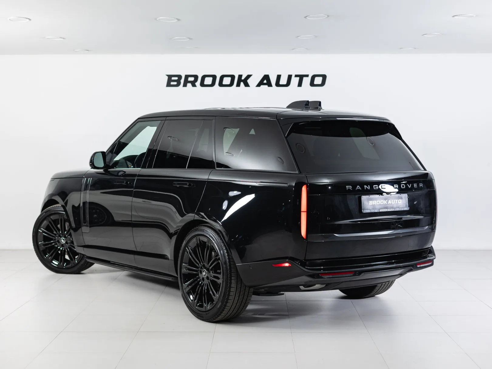 Land Rover Range Rover SE (USA) V, 2025 — экстерьер, фото 4