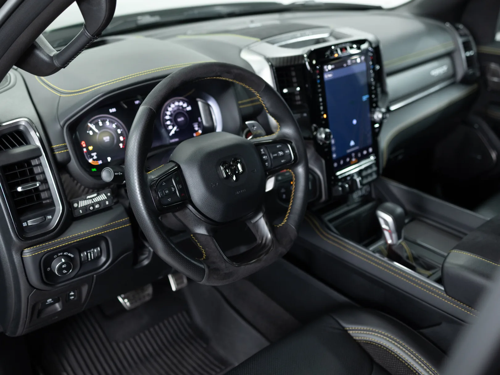 Ram 1500 TRX V, 2023 — экстерьер, фото 9