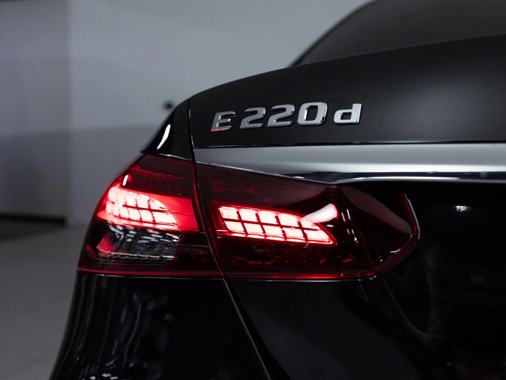Mercedes-Benz E-Класс E 220 d 4MATIC Sport V (W213, S213, C238) Рестайлинг, 2021 — экстерьер, фото 24