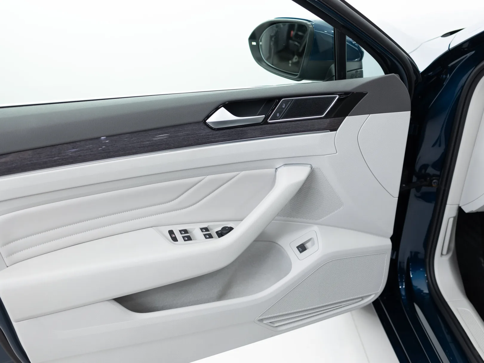 Volkswagen Passat Business B8 Рестайлинг, 2022 — экстерьер, фото 8