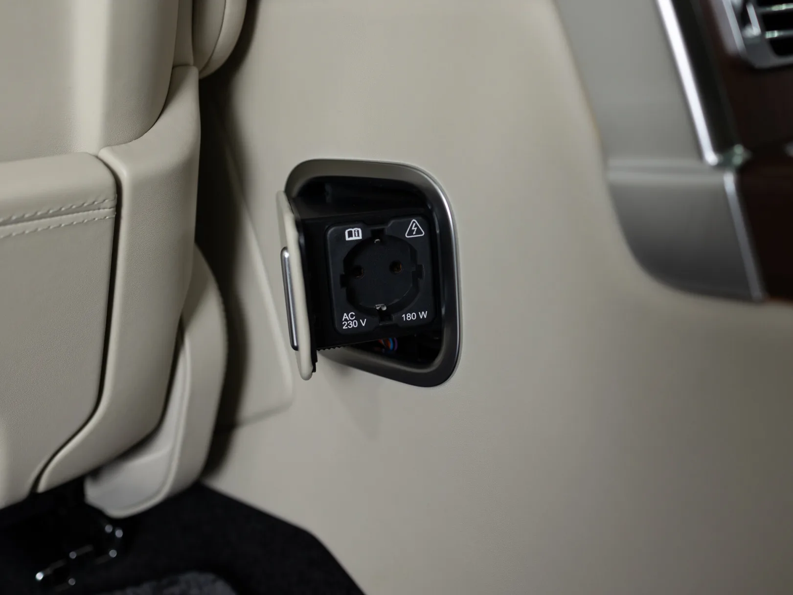 Land Rover Range Rover SVAutobiography IV Рестайлинг, 2020 — экстерьер, фото 29
