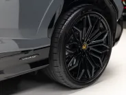 Lamborghini Urus SE I Рестайлинг, 2025 — экстерьер, фото 38