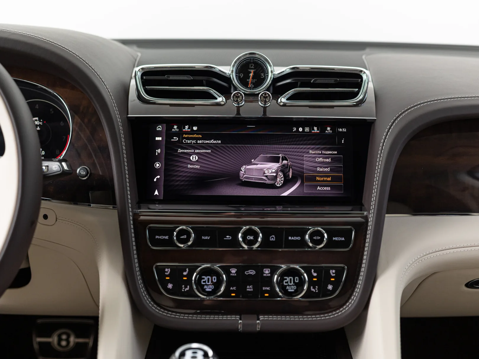 Bentley Bentayga Individual I Рестайлинг, 2022 — экстерьер, фото 27