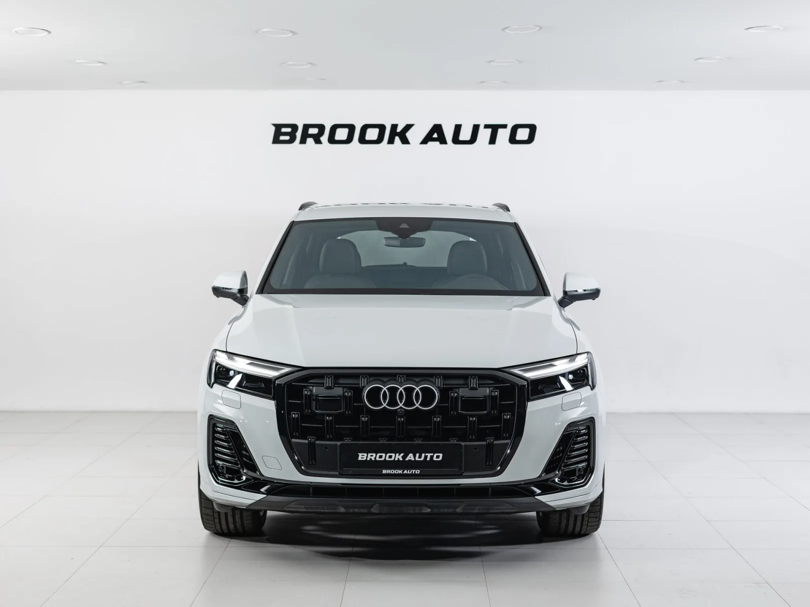 Audi Q7 55 TFSI quattro tiptronic II (4M) Рестайлинг 2, 2024 — экстерьер, фото 2