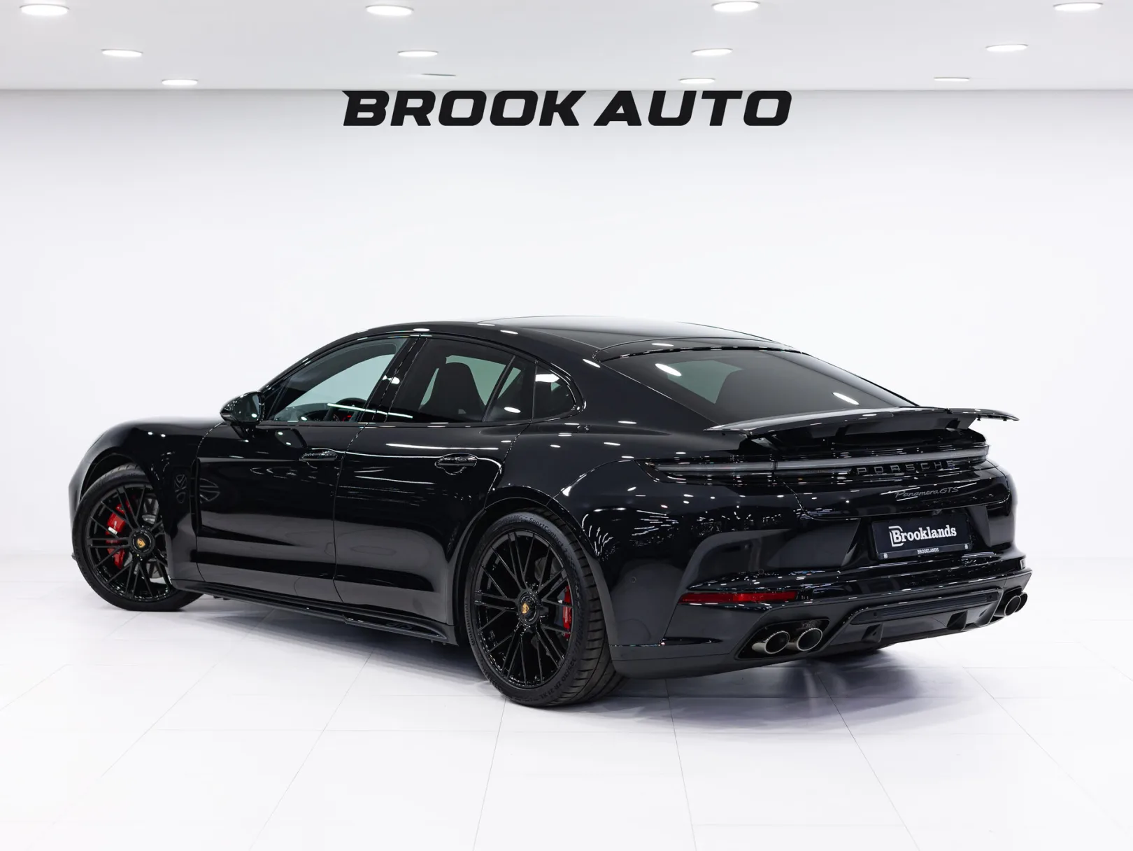 Porsche Panamera GTS III, 2025 — экстерьер, фото 6